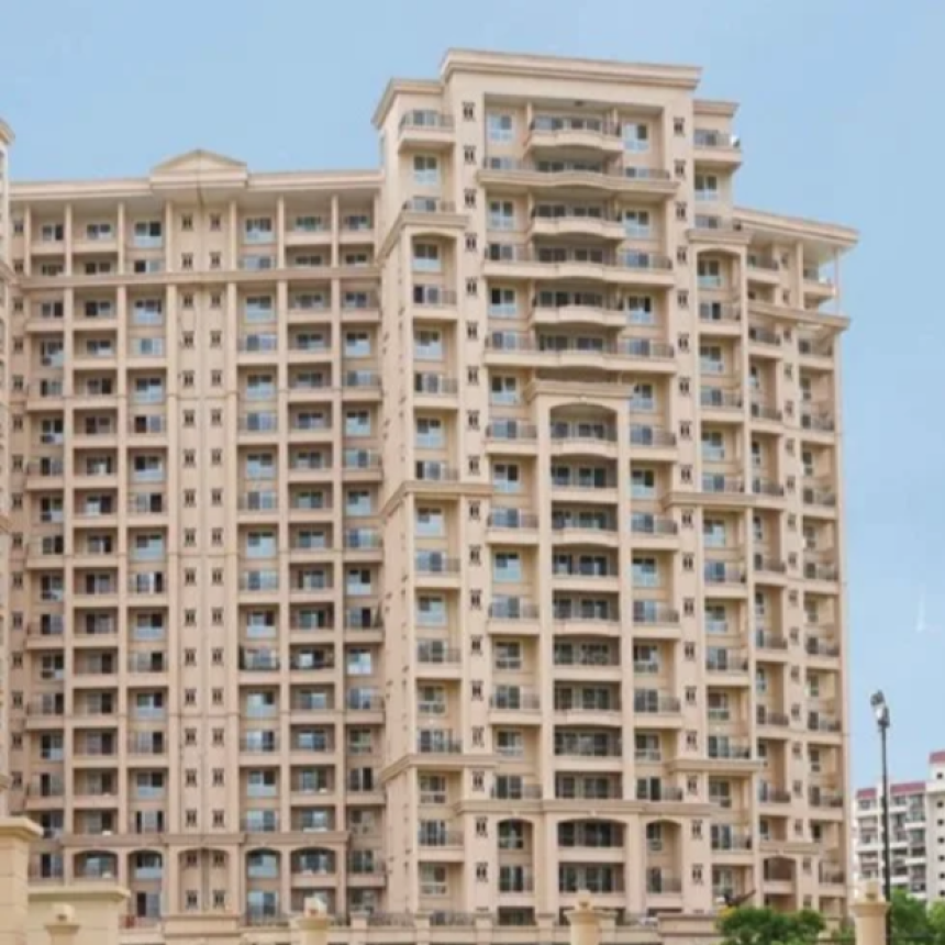 Live large in expansive 3 and 4 BHK homes at K Raheja Vistas Premiere Maxima, nestled in Pune’s prestigious NIBM Annex Mohammadwadi