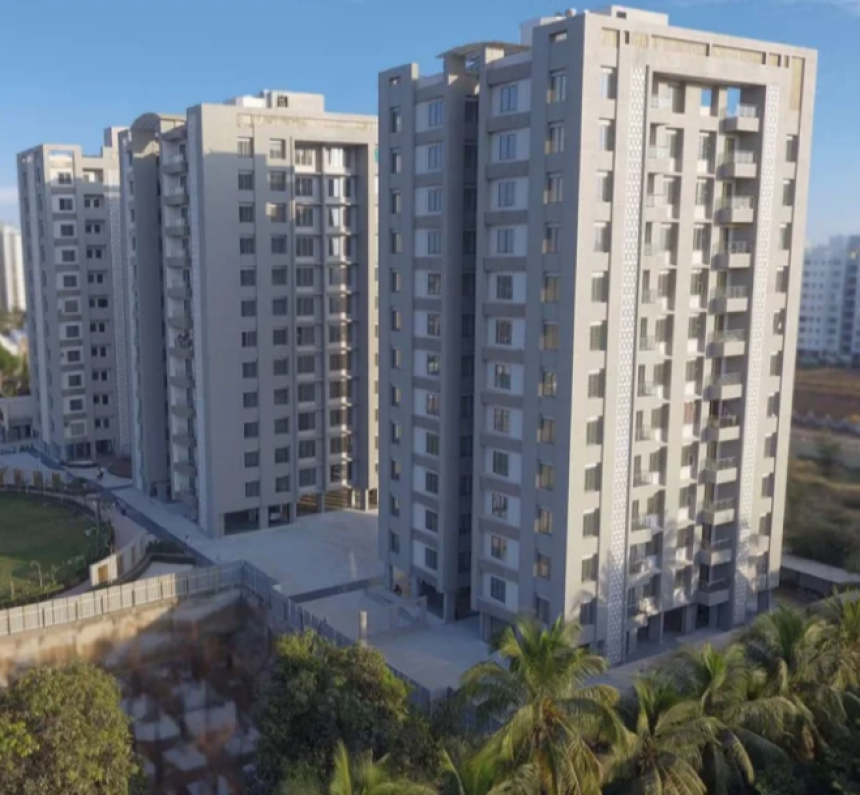 🏡 Madhav Platina – Luxurious 3, 4 & 5 BHK Residences for Elevated Living